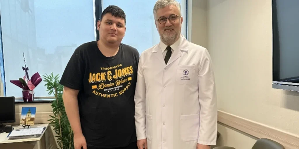 Intervento al tronco encefalico libera 48enne da tics cronici