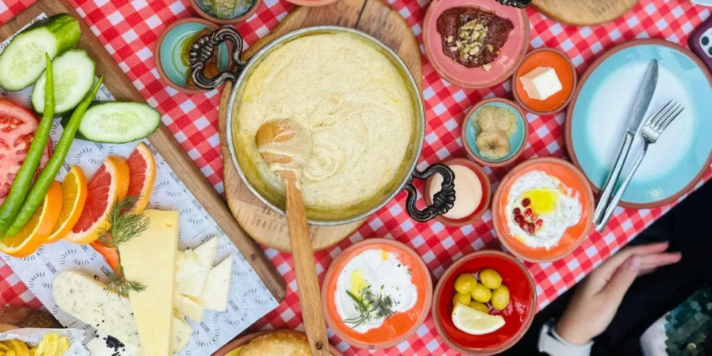 Formaggio regolare può ridurre il rischio di demenza negli anziani giapponesi