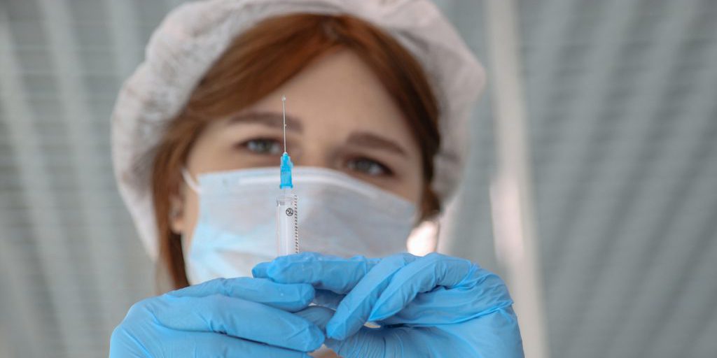 Онищенко заявил о необходимости ревакцинации взрослых от кори