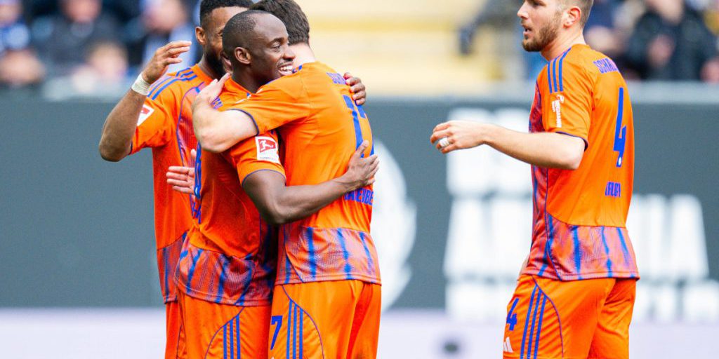 Star glänzt bei Bielefeld – Schalke: Mit IHM hat niemand gerechnet