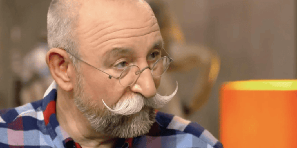 „Bares für Rares“: Wunschpreis um Welten verfehlt – Horst Lichter lacht über Verkäufer