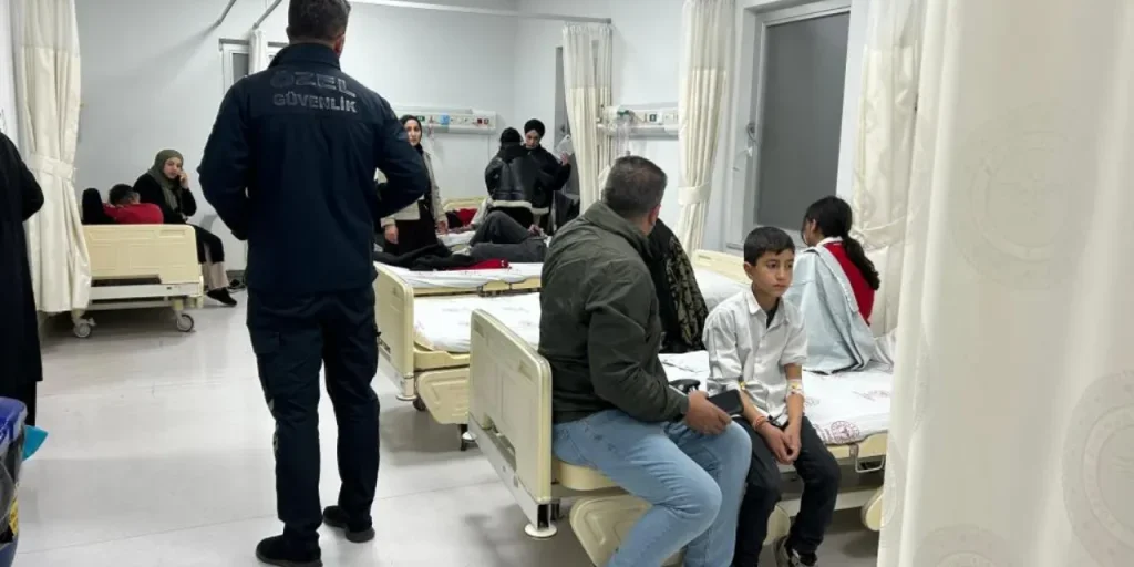 120 studenti ricoverati dopo sospetto avvelenamento a Adaklı, Bingöl