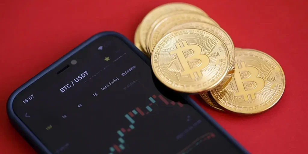 Bitcoin supera i 96.000 dollari, testando il massimo degli ultimi due mesi