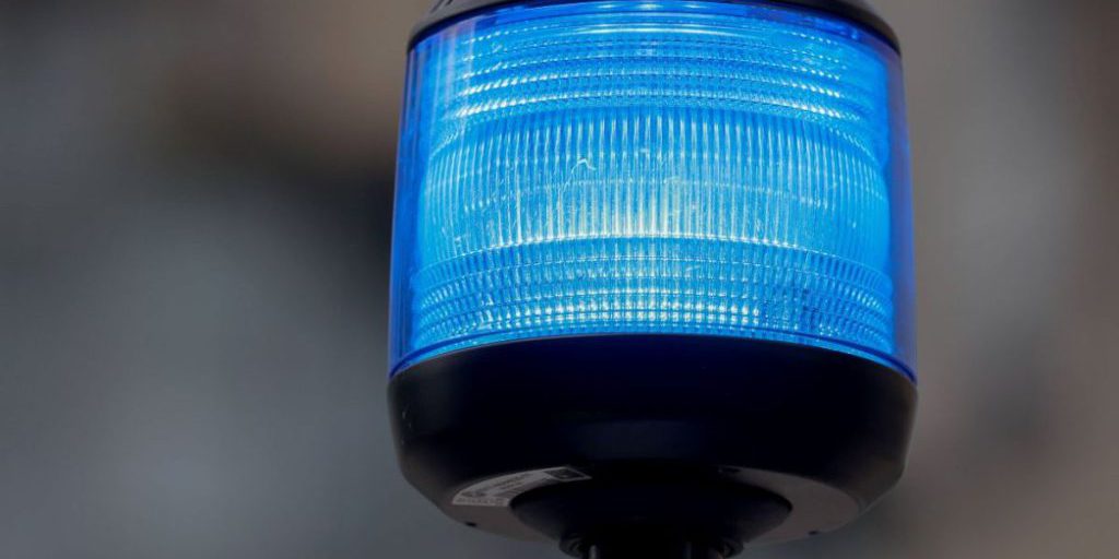 Anziano trovato morto nella propria casa in NRW: la moglie arrestata come sospettata