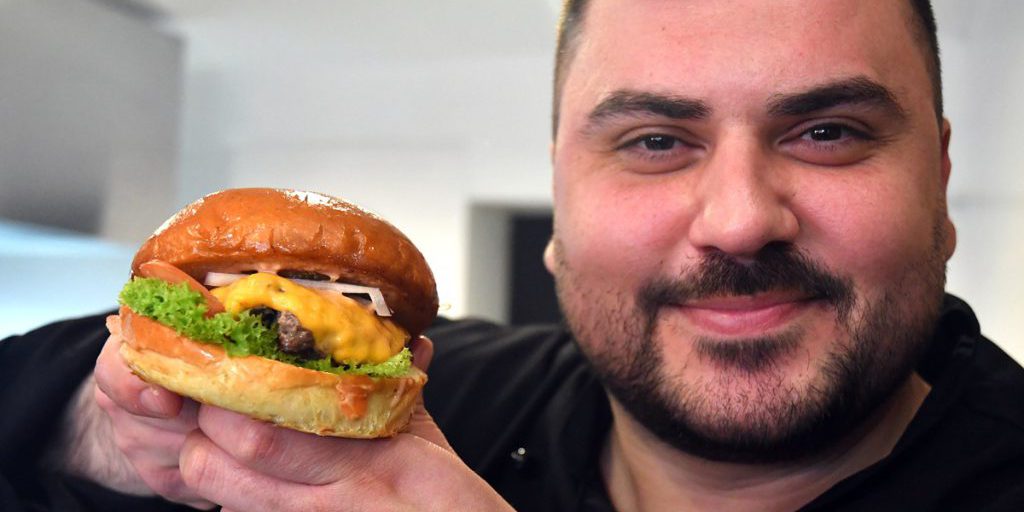 Ristorante di hamburger di Bochum dona tutti i profitti di Capodanno a hospice per bambini