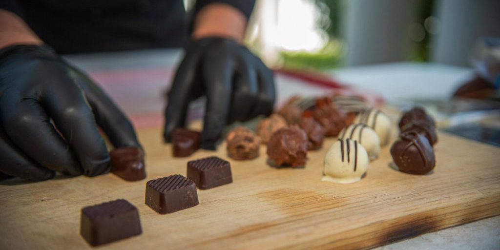 Prezzi del cioccolato in aumento: un chocolatier di Bochum annuncia una possibile soluzione