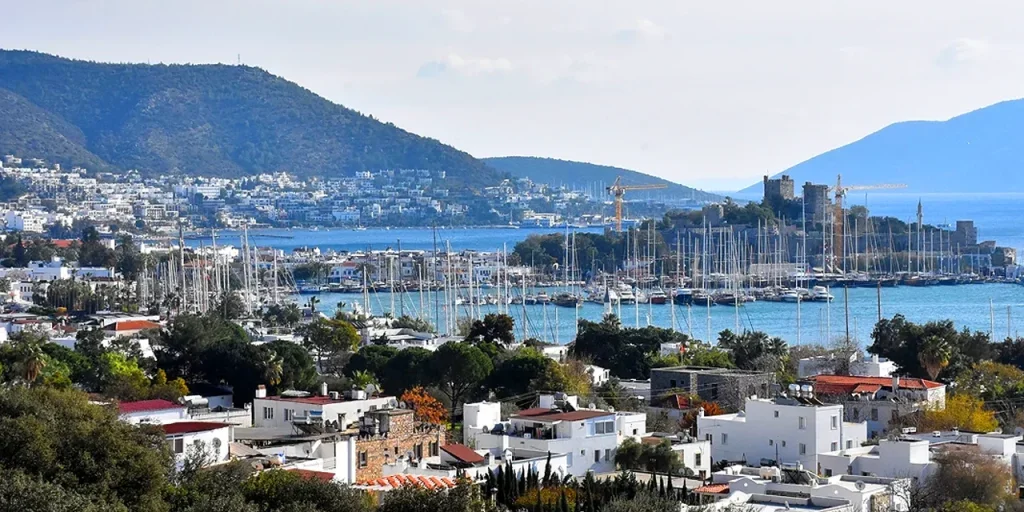 35 famiglie truffate a Bodrum: autorità indagano su frode hotel inesistente