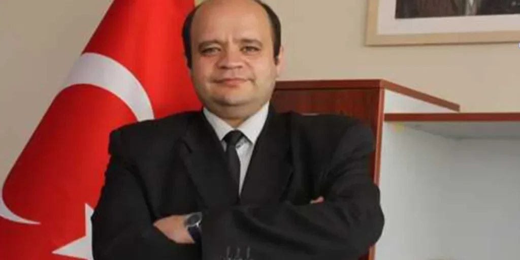 Presidente del Dipartimento di Economia dell'Università di Siirt trovato morto a casa sua