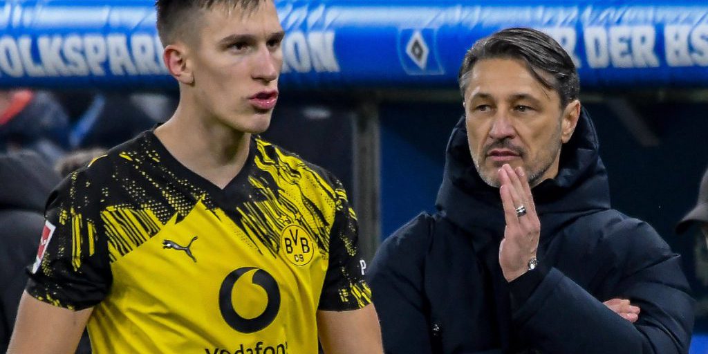 Il Futuro di Nico Schlotterbeck al Borussia Dortmund: Incertezza e Speranza per il Calcio Tedesco