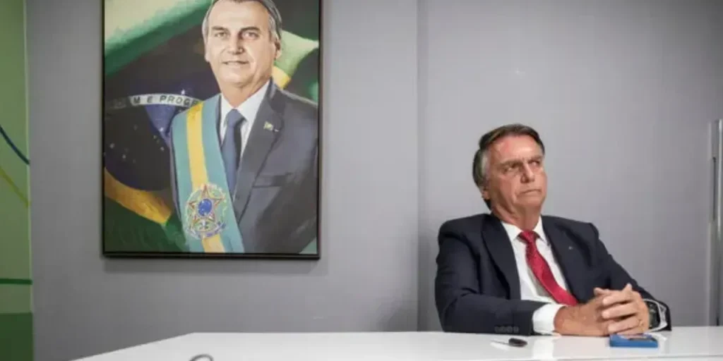 Ex presidente brasiliano Jair Bolsonaro incarcerato dopo conferma sentenza di 27 anni