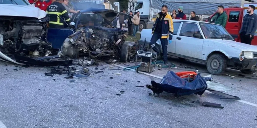 Incidente stradale tra Burdur e Fethiye: due morti e cinque feriti
