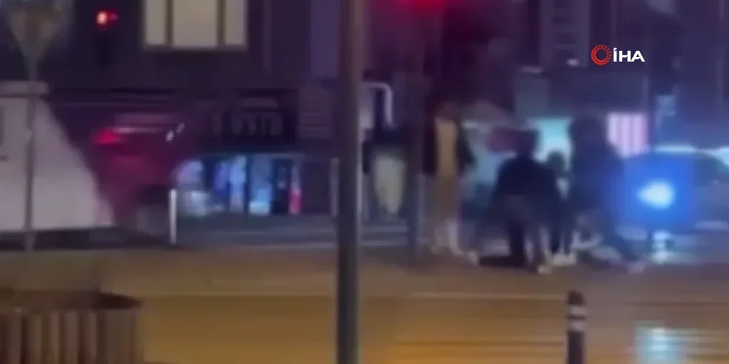 Scontro in strada di Bursa registrato da smartphone