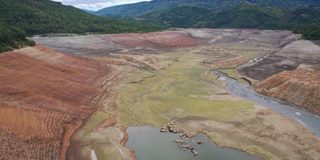 Bursa'da su krizi derinleşiyor! Şehrin iki büyük barajı tamamen kurudu