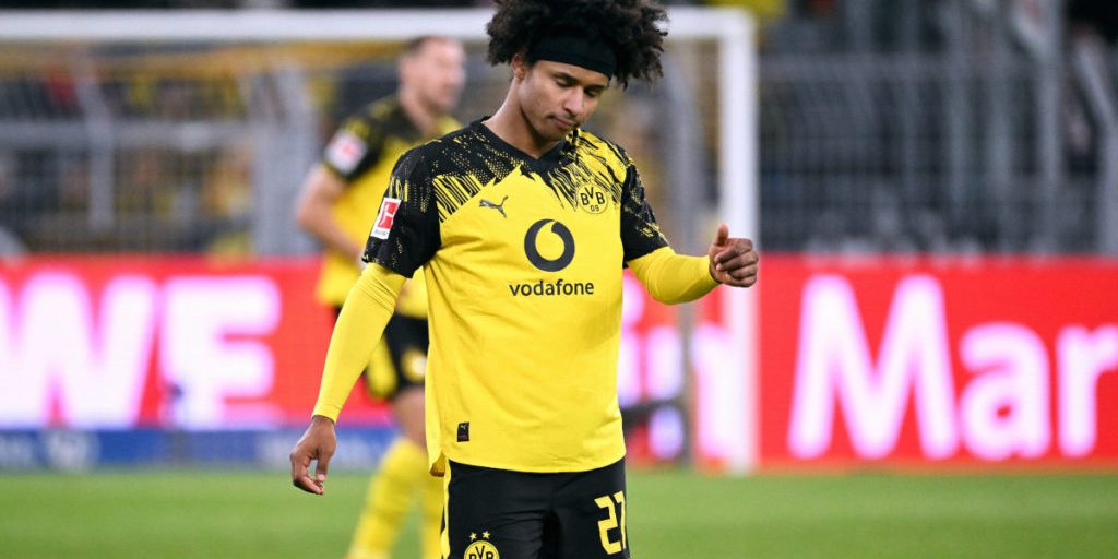 Trattativa per Karim Adeyemi: il Borussia Dortmund continua a fare offerte