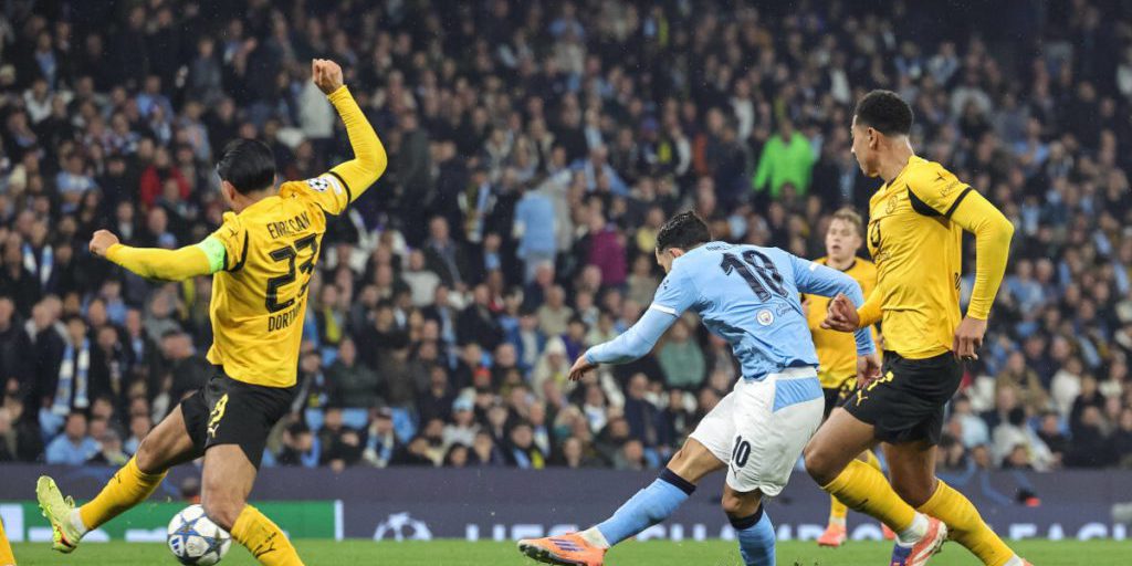 La decisione di Kehl scatena la rabbia dei tifosi del Borussia Dortmund nella partita contro il Manchester City