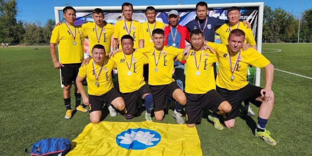 Футболисты Калмыкии взяли серебро международного турнира