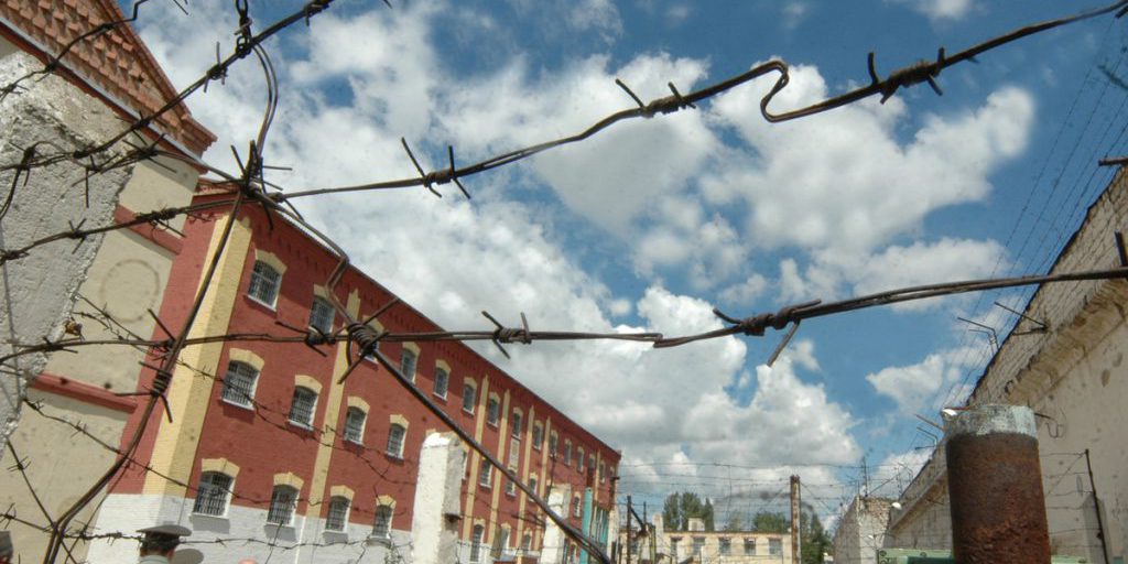 Магазин колонии «Черный дельфин» расширен после роста продаж