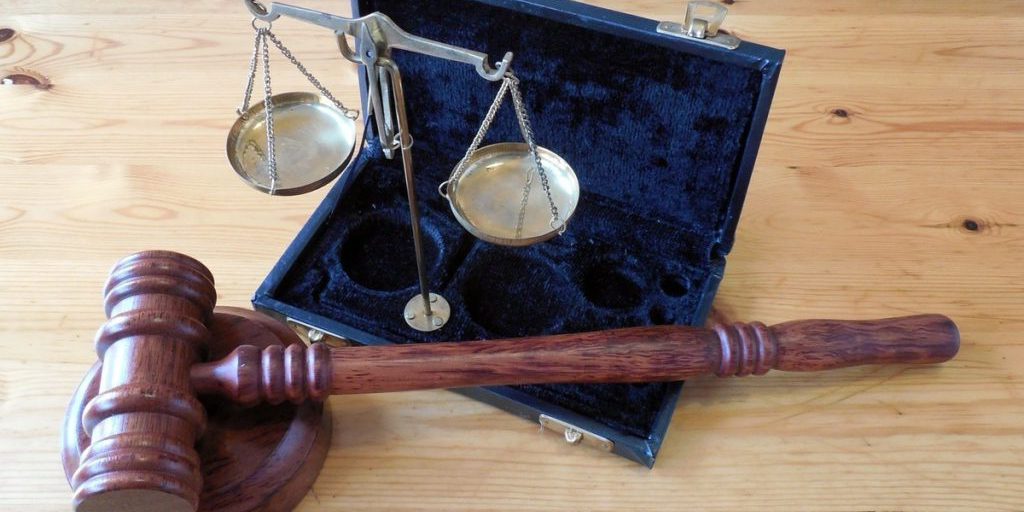 Guida in stato di ebbrezza: un uomo di 56 anni perde il veicolo a causa di una condanna per recidiva