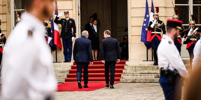 Derrière Sébastien Lecornu, le camp présidentiel serre les rangs pour un « gouvernement de la dernière chance »