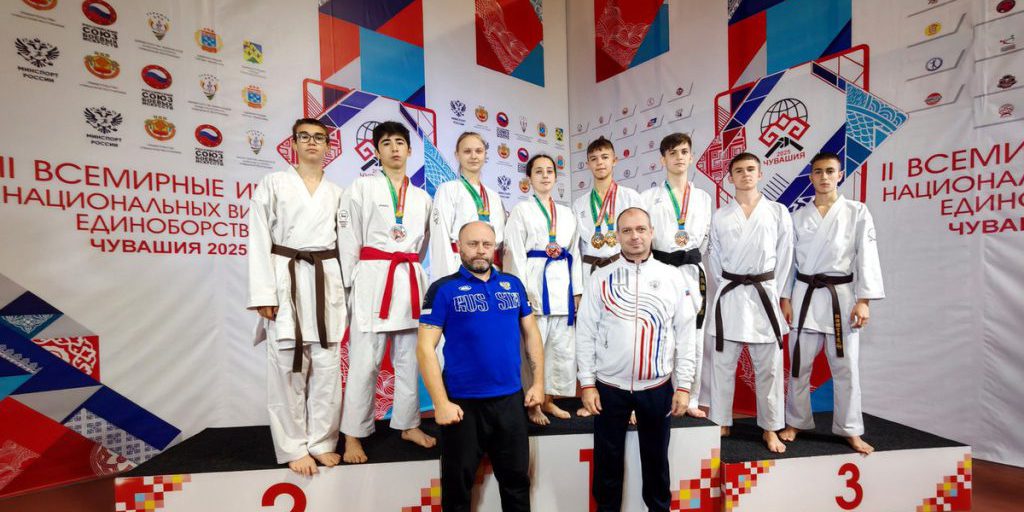 Орловские каратисты привезли 8 медалей с Чемпионата Мира