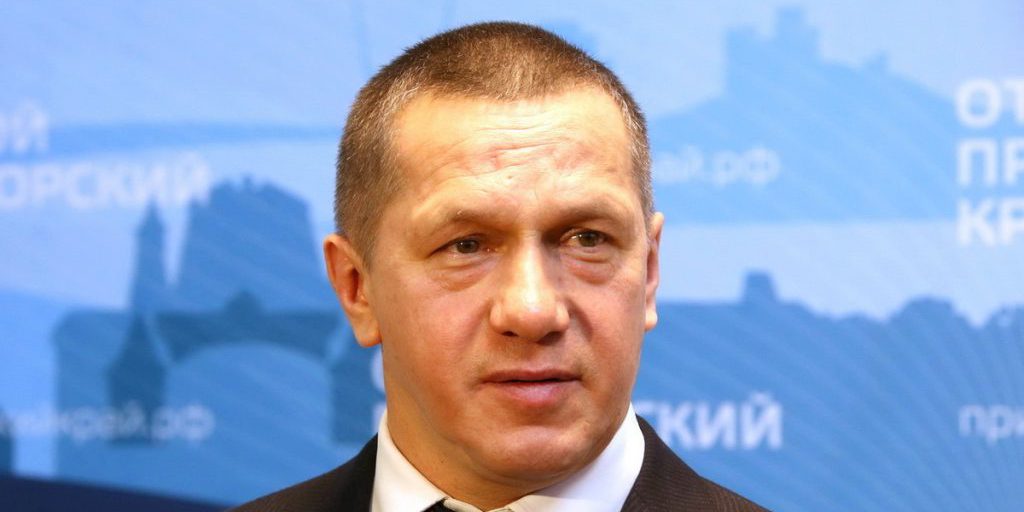 Трутнев: ДФО готов делиться опытом по восстановлению экономики с Донбассом