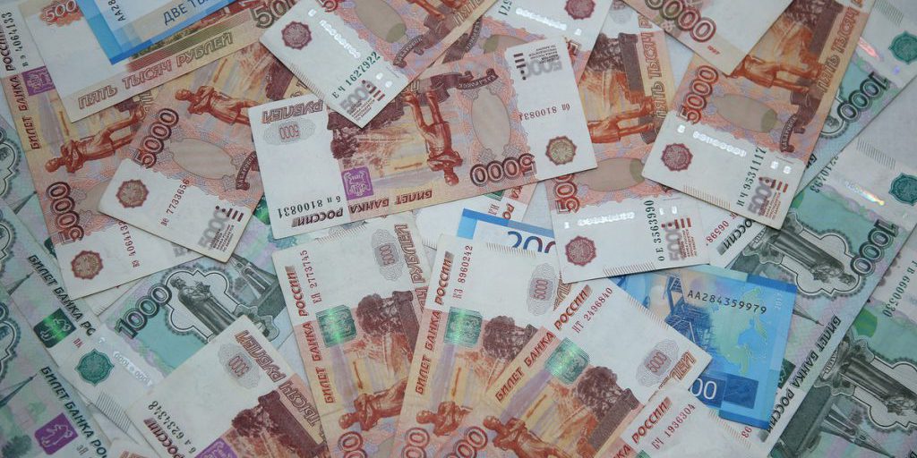 Россиянам назвали причины резкого укрепления рубля