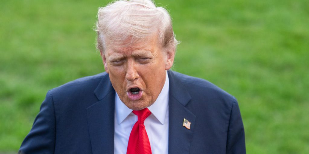 Sanzioni contro la Russia: Trump annuncia misure restrittive nei settori petrolifero e bancario