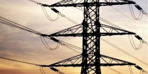 Ucraina: interruzioni di corrente pianificate per consumatori industriali a causa degli attacchi russi contro l'infrastruttura energetica