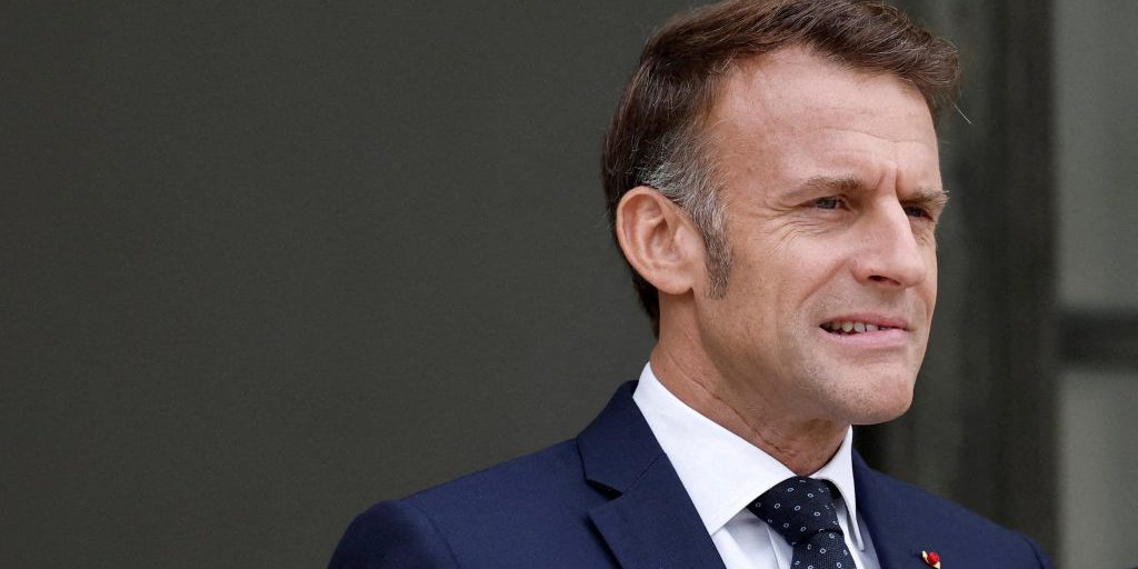 La Destituzione del Presidente Francese: Una Procedura Complessa e le Sue Possibili Conseguenze