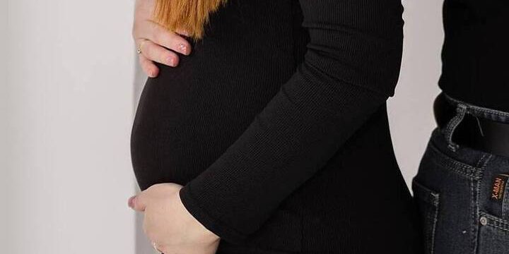 Чудеса случаются: 45-летняя женщина впервые стала мамой после 14 неудачных попыток ЭКО