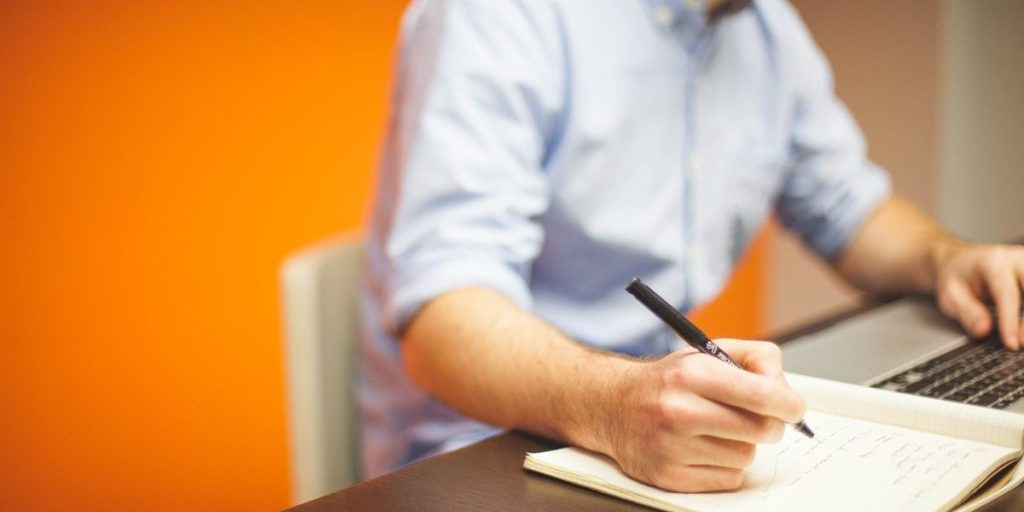 Migliorare la Vita degli Anziani: Un Passo Verso una Società più Inclusiva e Solidale