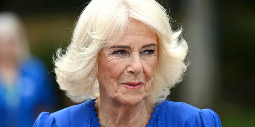 Fauxpas della regina Camilla al compleanno di Carlo: un episodio che ha attirato l'attenzione nazionale