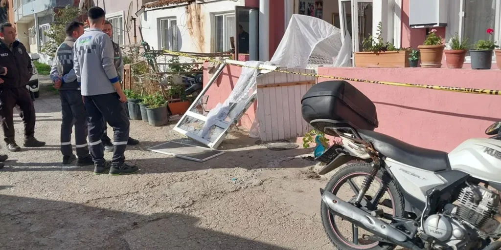 Esplosione di gas in appartamento di Gelibolu, Çanakkale: proprietario ferito