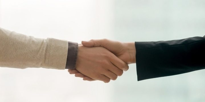 Ispezione della Gosturudinpekcija nella regione di Smolensk: controllo sul commercio all'ingrosso di libri