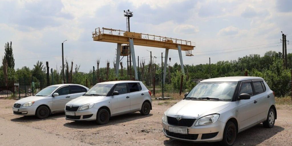 Донецкая таможня при поддержке Народного фронта передала семь авто на нужды СВО