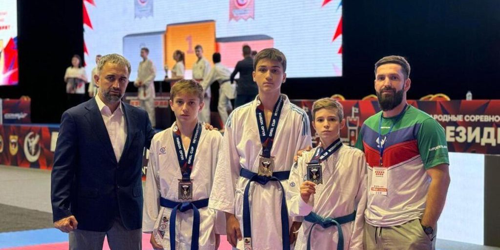 Дагестанские каратисты завоевали 16 медалей на межрегиональном турнире в КБР