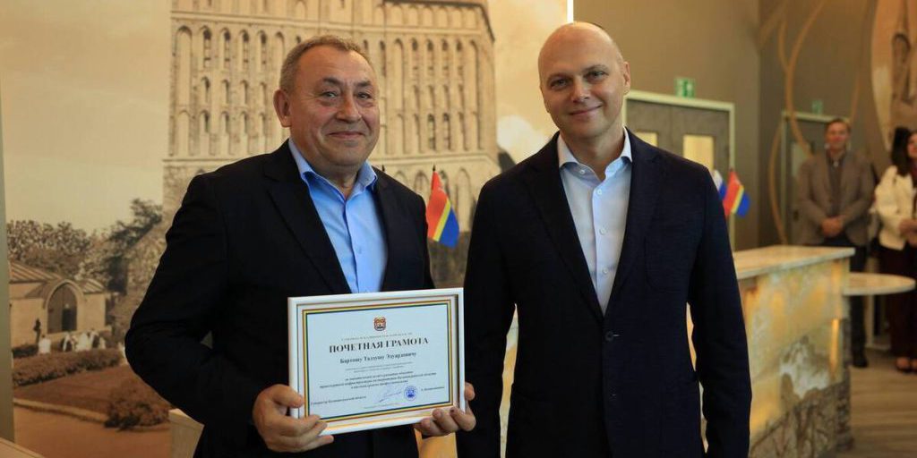 Калининградский губернатор поздравил аэропорт «Храброво» с 80-летним юбилеем