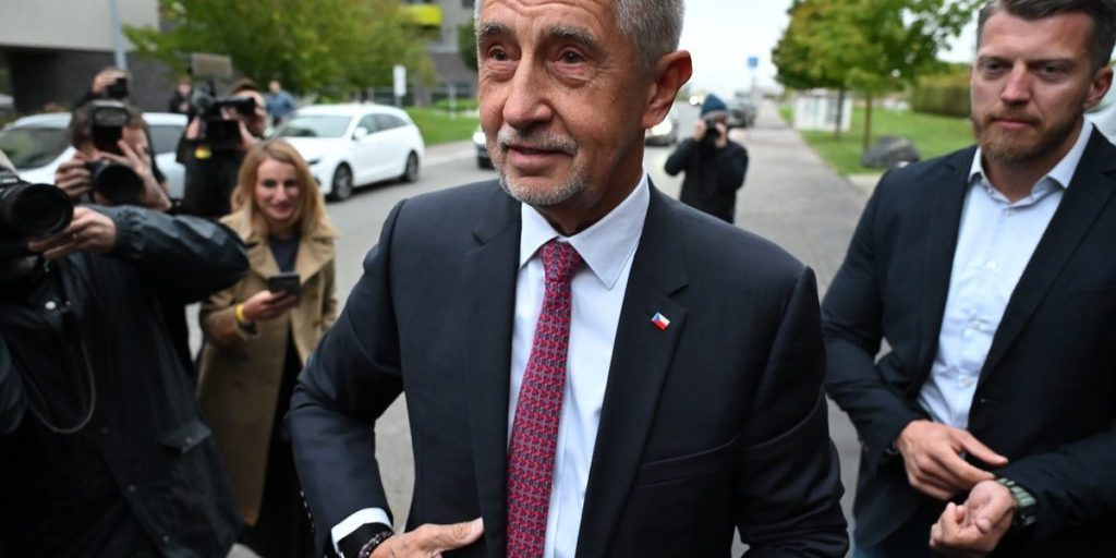 Антивоенные фракции набирают популярность в странах ЕС и НАТО