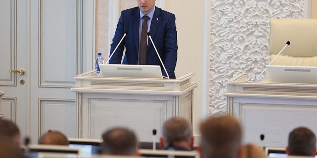 La Regione di Arcangelo Pianifica L'Espansione del Programma Ettaro Artico per Sviluppo Economico e Sociale