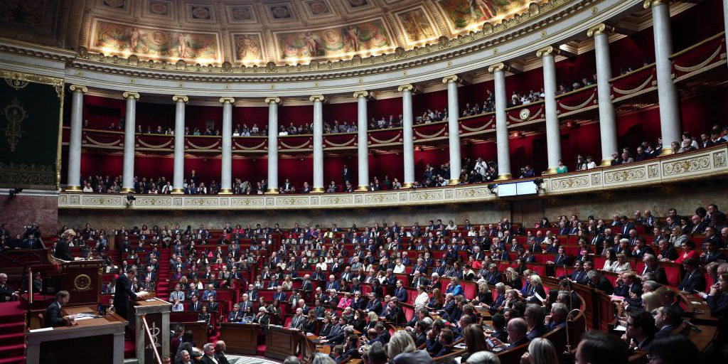À l’Assemblée, Sébastien Lecornu face au test de la censure et des frondeurs