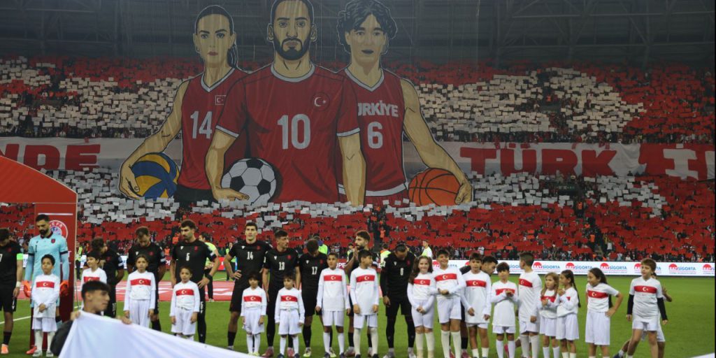 Cedi Osman'dan 'koreografi' açıklaması: Bir anda kendimi ekranda gördüm, şaşırdım