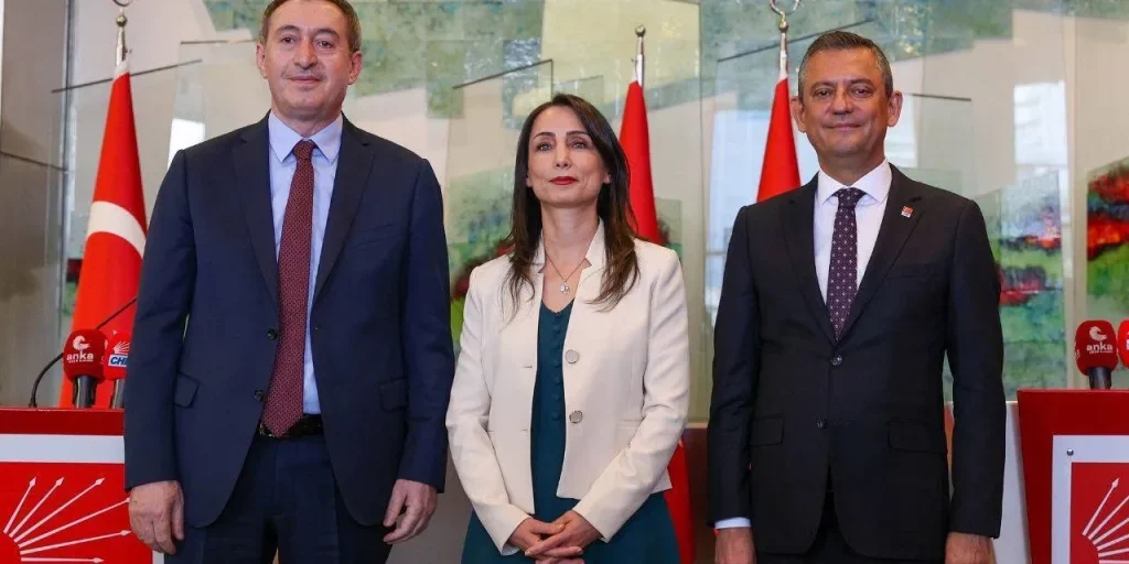 Partito DEM visiterà il CHP il prossimo martedì