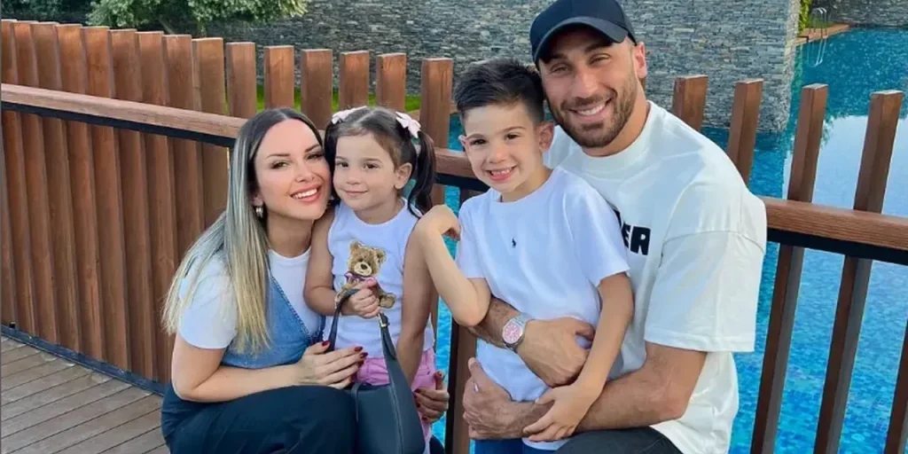 Cenk Tosun: dichiarazione ufficiale contro le voci di divorzio