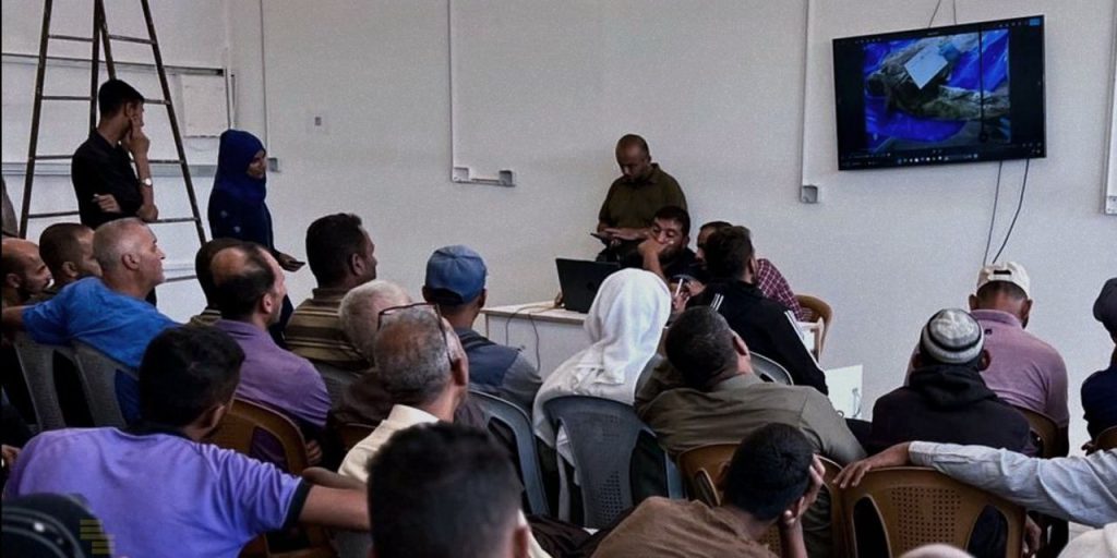 Famiglie palestinesi cercano di identificare i loro cari tra i corpi resi irriconoscibili nel conflitto a Gaza