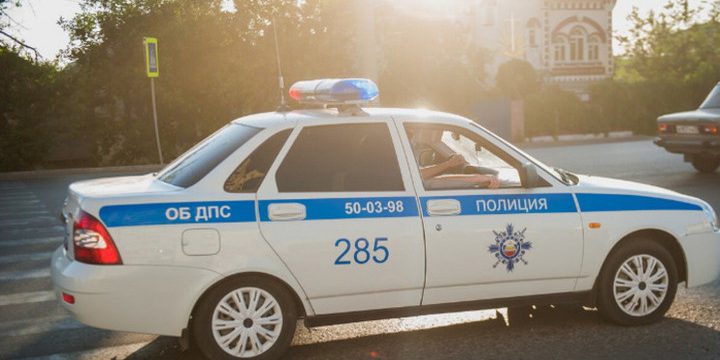 Guida Sicura: Quando e Perché la Polizia Stradale Può Fermare il Tuo Veicolo