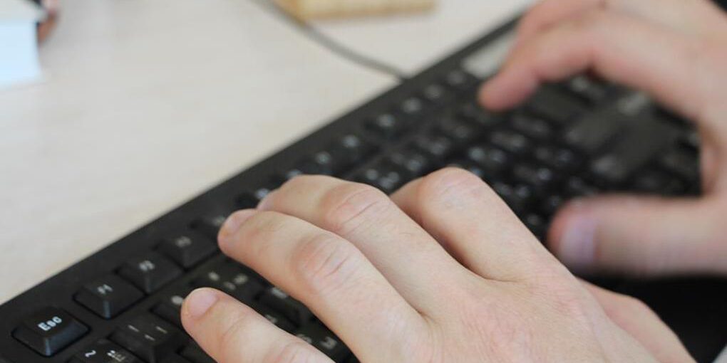 Жители Краснодарского края рассказывают о сбоях в работе популярных мессенджеров