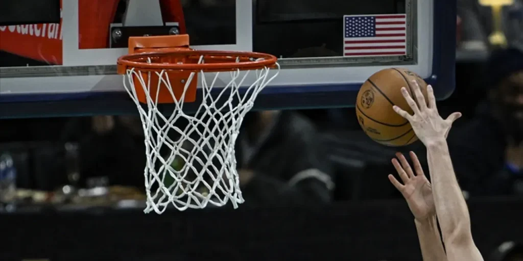 Bulls ottengono quinta vittoria consecutiva, 109‑102 contro i 76ers