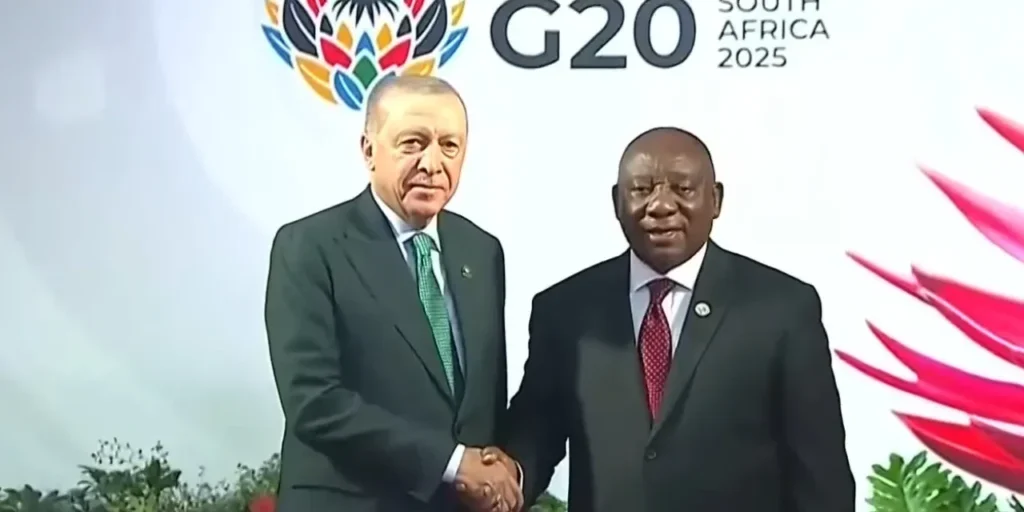 Erdoğan in Sudafrica per il vertice G20: incontro con il presidente Ramaphosa