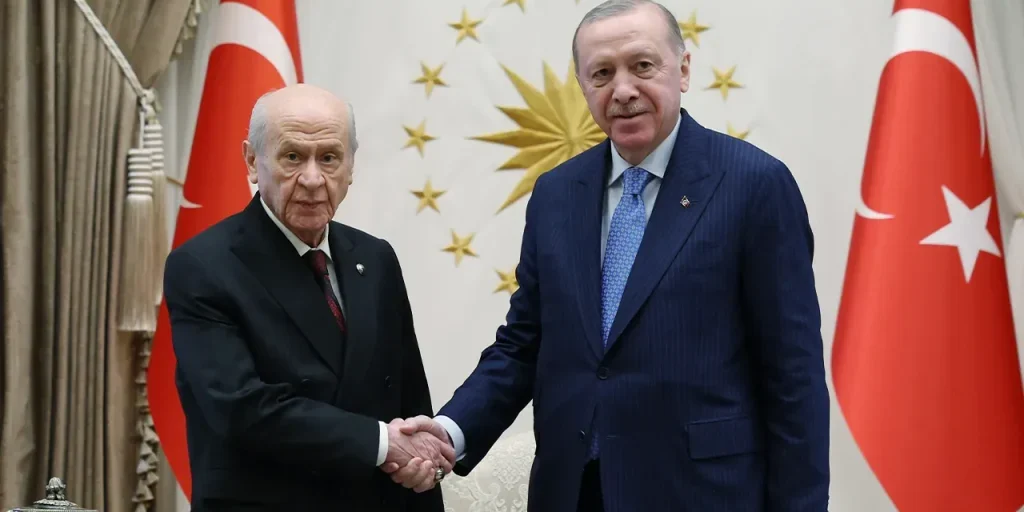 Presidente Erdoğan incontra il leader del MHP, Devlet Bahçeli, al Palazzetto Presidenziale