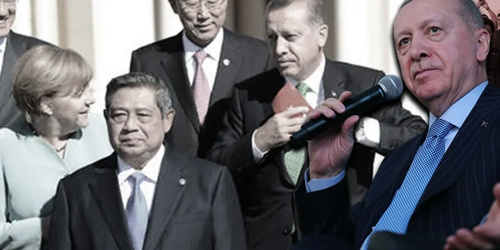 Erdoğan al Campus Meeting: il gesto del vessillo in Russia e il messaggio ai giovani sulla dignità nazionale